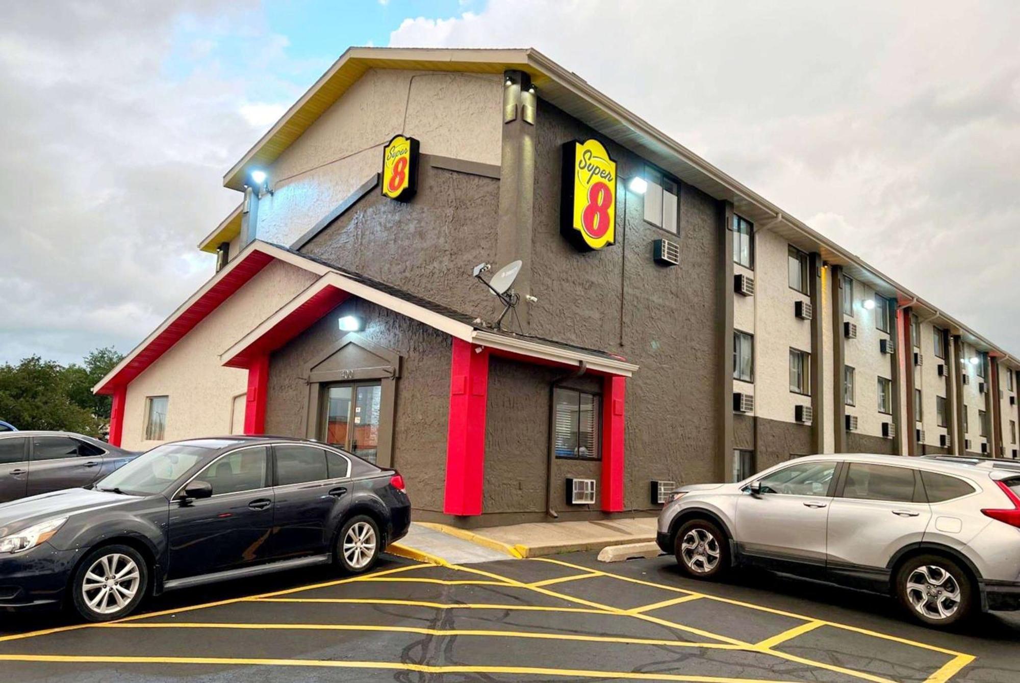 Super 8 By Wyndham